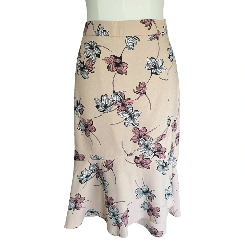 Banana Republic Light Pink Floral Trumpet Midi Skirt Size 6
